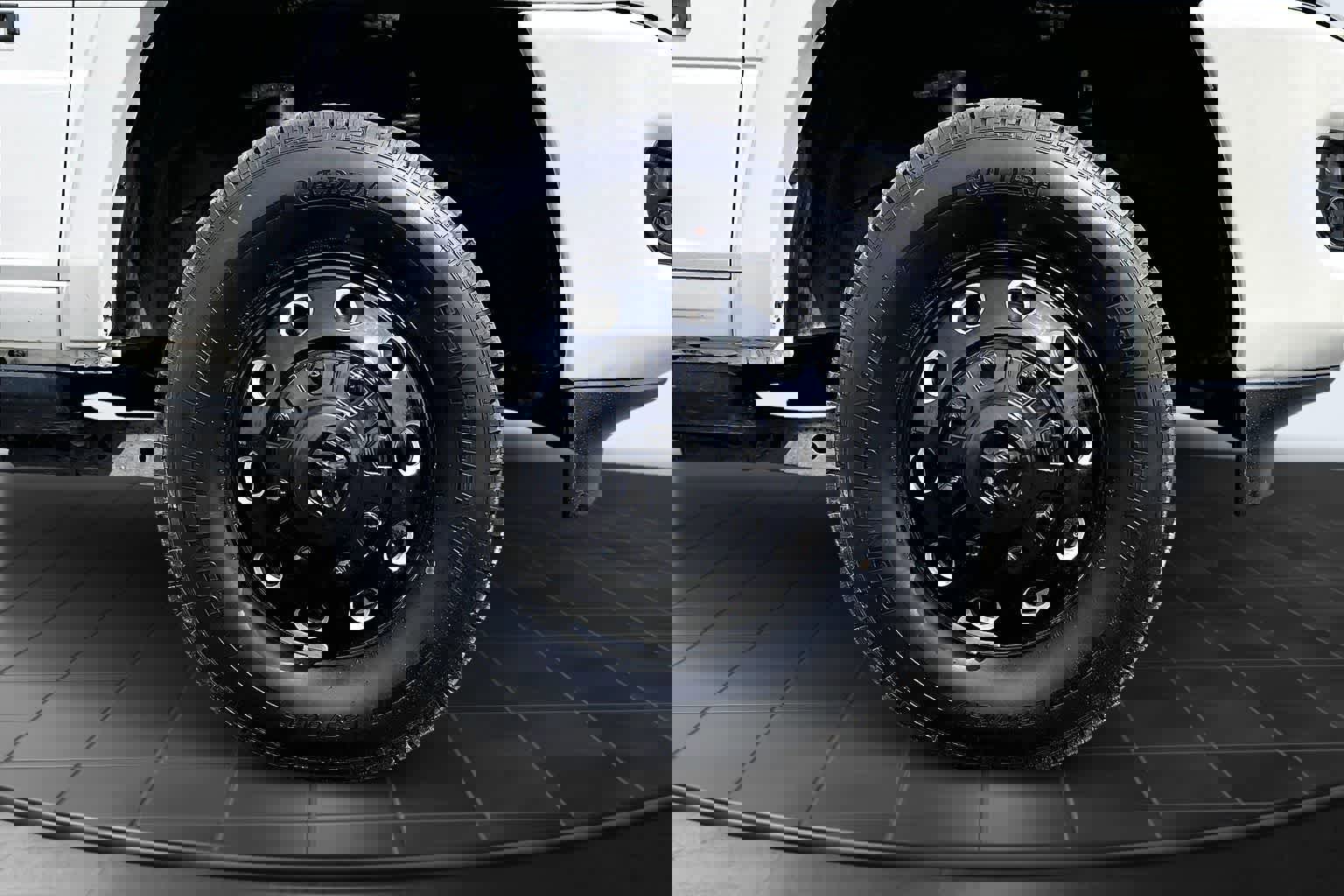 Used 2021 RAM 3500 Laramie image 34