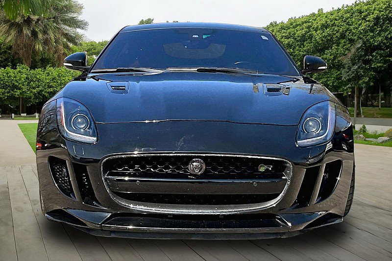 Used 2017 Jaguar F-TYPE R image 3