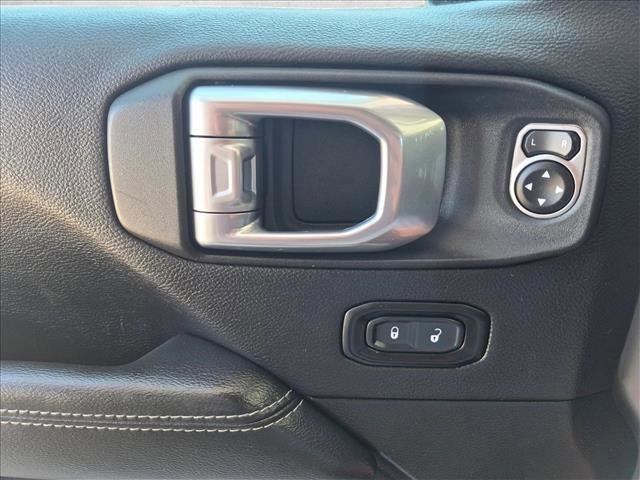 Used 2023 Jeep Wrangler Rubicon w/ LED Lighting Group AWD/4WD image 15