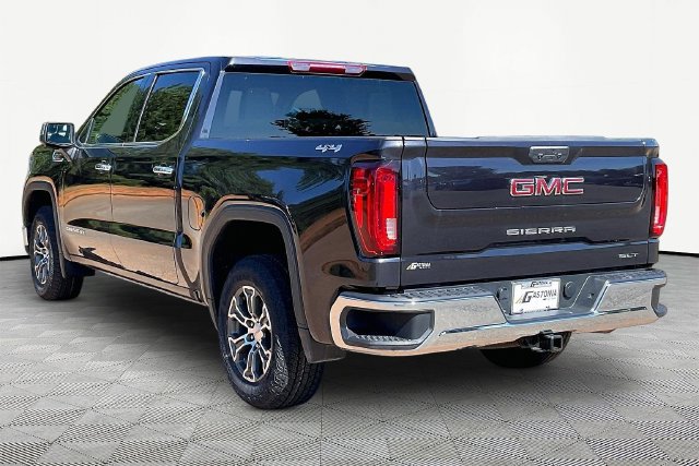 Used 2025 GMC Sierra 1500 SLT AWD/4WD image 4