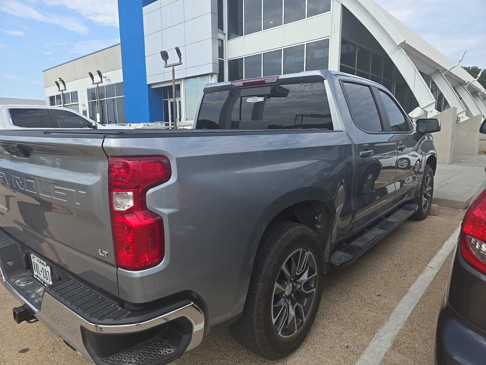 Used 2025 Chevrolet Silverado 1500 LT w/ Texas Edition Plus AWD/4WD image 5