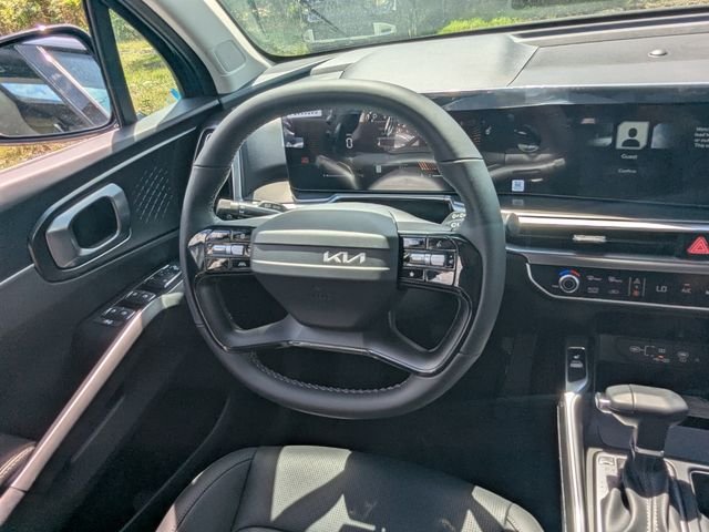 New 2026 Kia Sorento S w/ S Panoramic Sunroof Package FWD image 16
