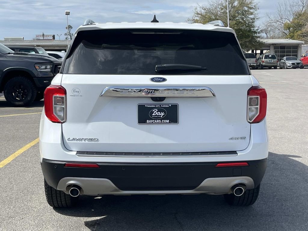 Used 2023 Ford Explorer Limited image 4