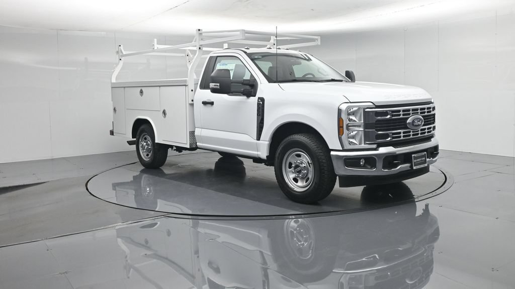 New 2026 Ford F350 XL w/ XL Chrome Package