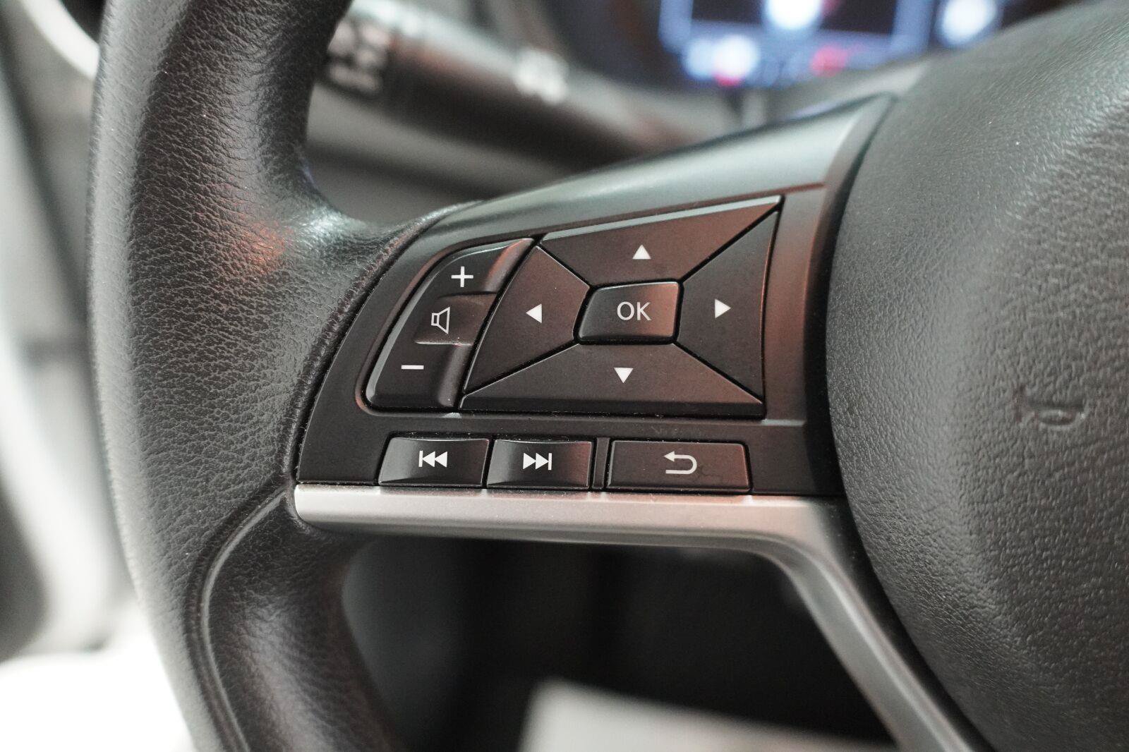 Used 2023 Nissan Kicks SV w/ Exterior Package FWD image 8