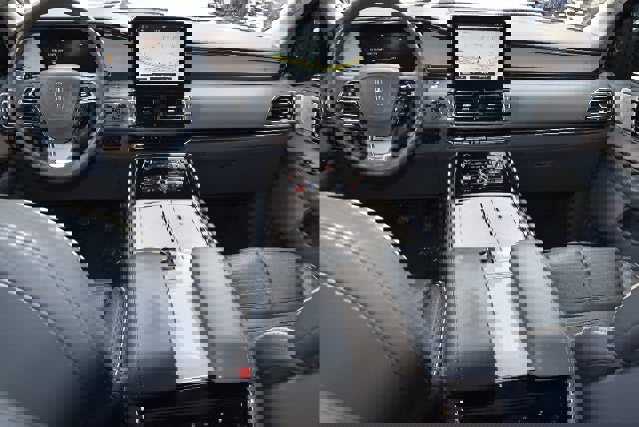 Used 2020 Lincoln Navigator Black Label image 17