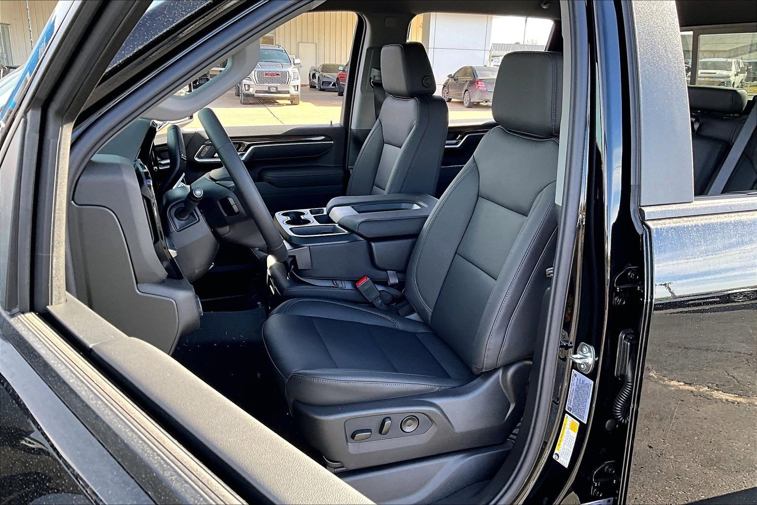 New 2026 Chevrolet Silverado 3500 LT w/ All Star Edition image 9