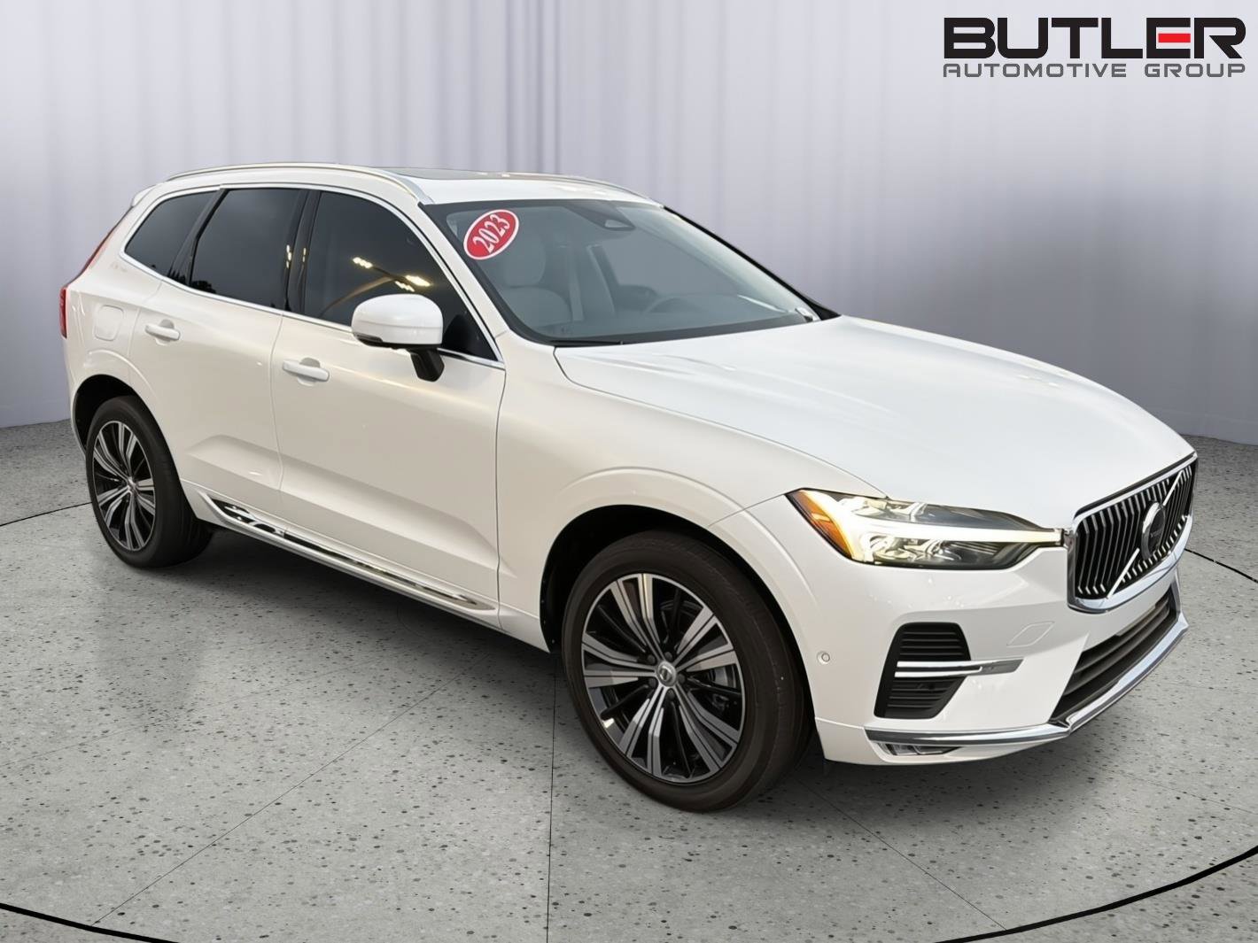 Used 2023 Volvo XC60 B5 Plus AWD/4WD image 8