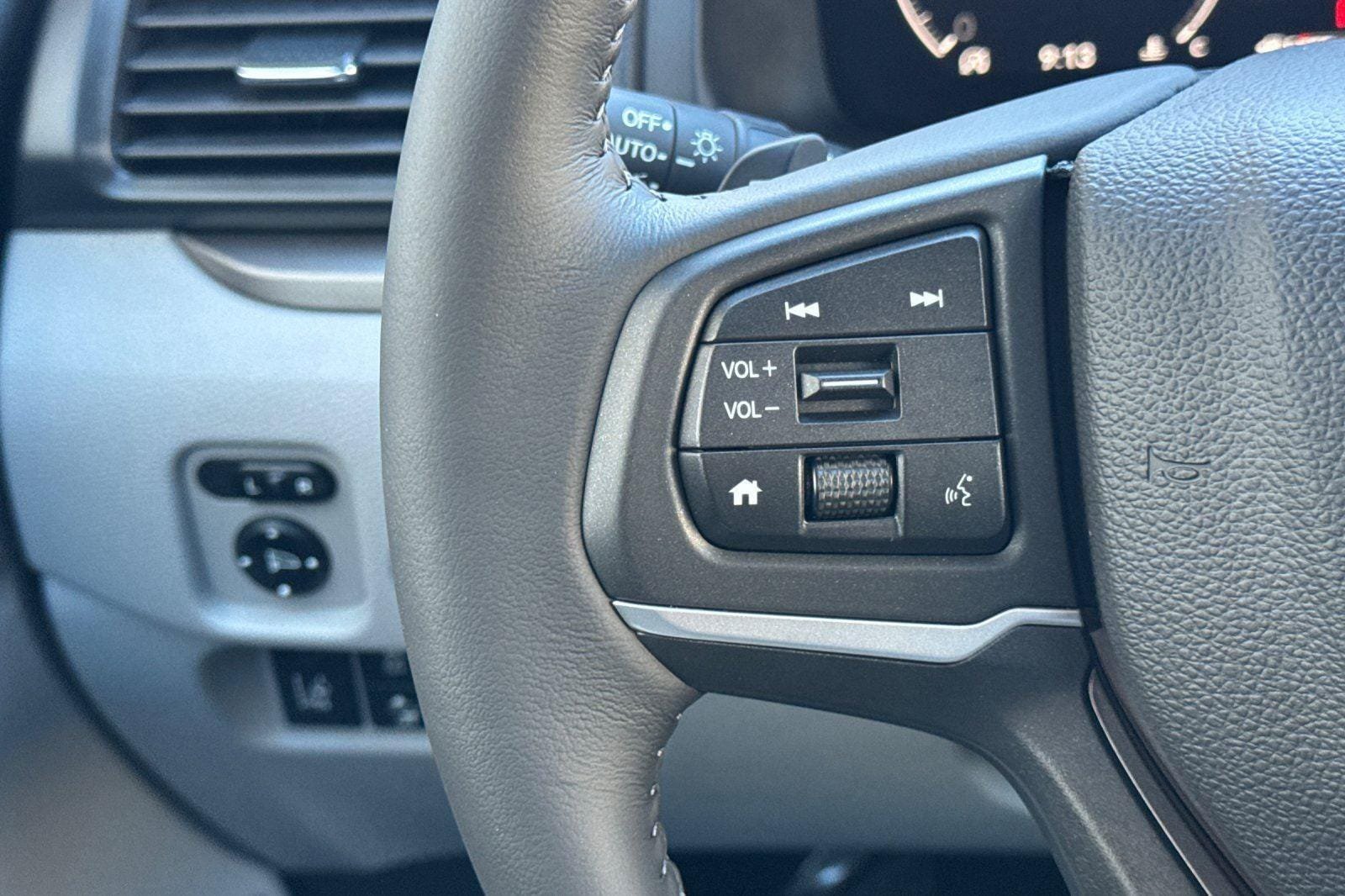 New 2026 Honda Ridgeline RTL image 25