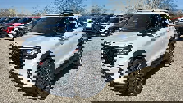 New 2026 Ford Explorer ST w/ Sun And Sound Package image 3