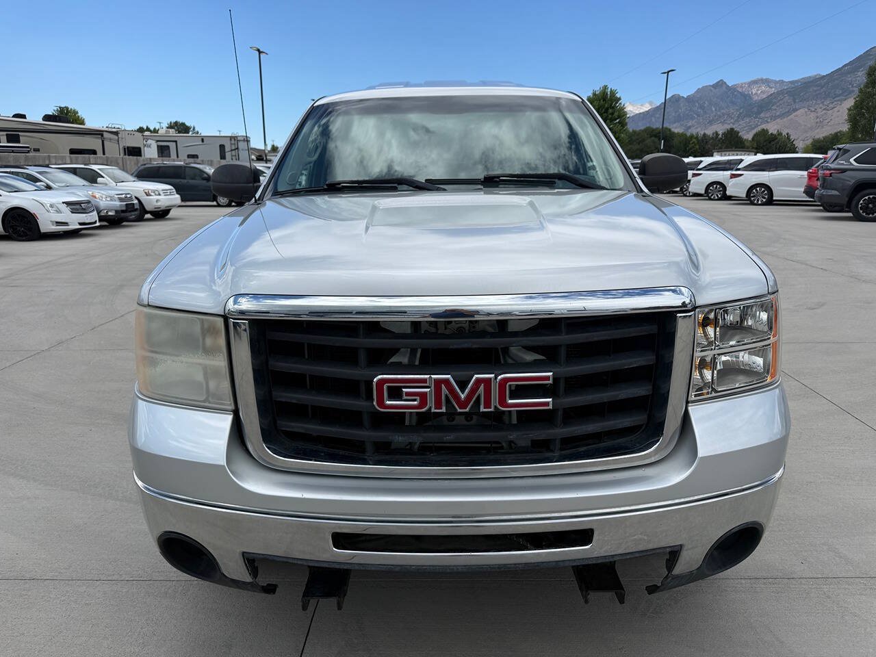 Used 2010 GMC Sierra 2500 SLE AWD/4WD image 9