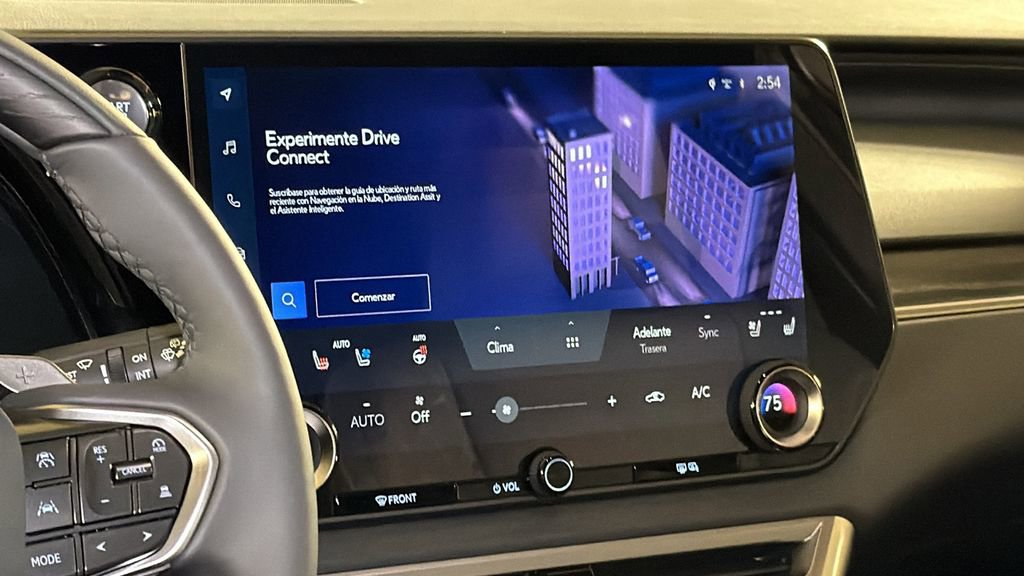 Certified 2025 Lexus RX 350 Premium w/ Accessory Package (A2) image 18