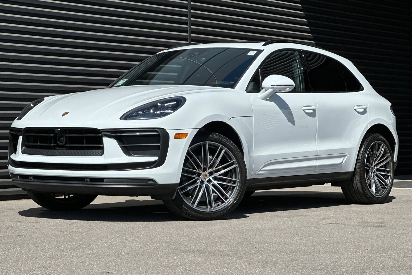 Used 2025 Porsche Macan