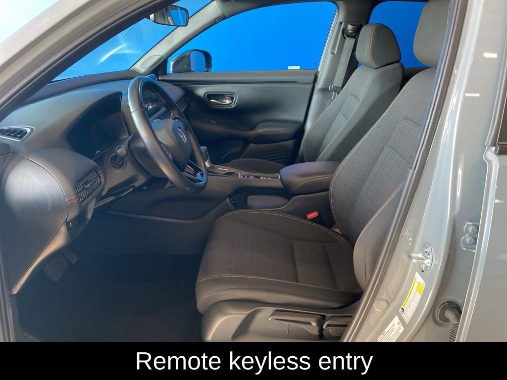 Used 2025 Honda HR-V Sport image 10