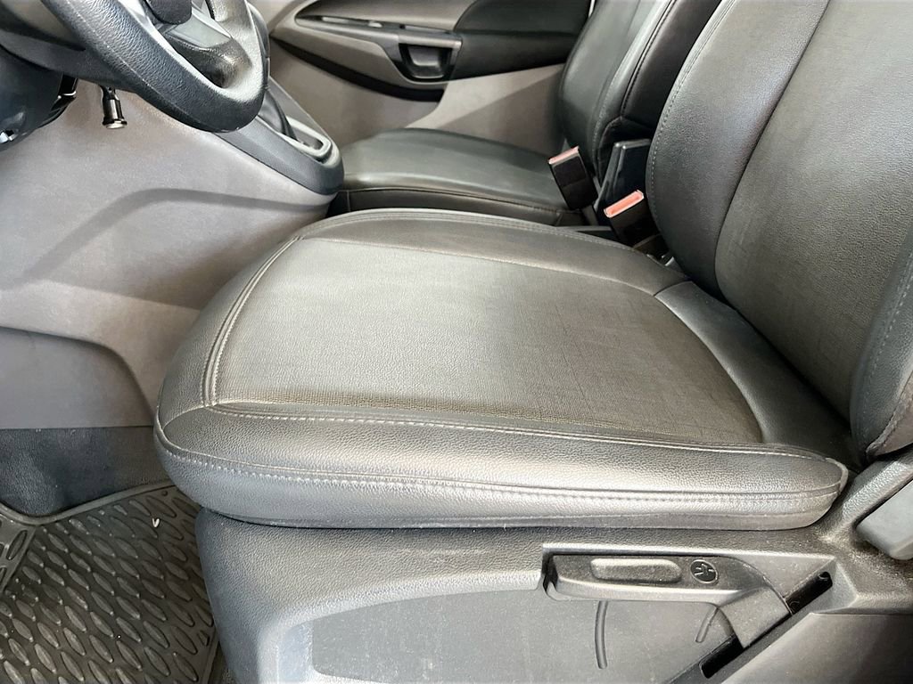 Used 2022 Ford Transit Connect XL image 19