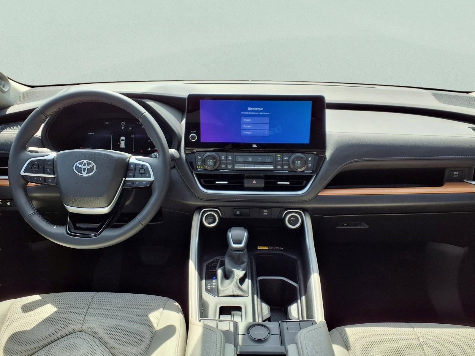 Used 2025 Toyota Grand Highlander FWD image 13