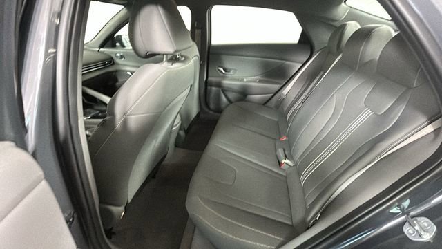 Certified 2023 Hyundai Elantra SEL w/ Convenience Package FWD image 27