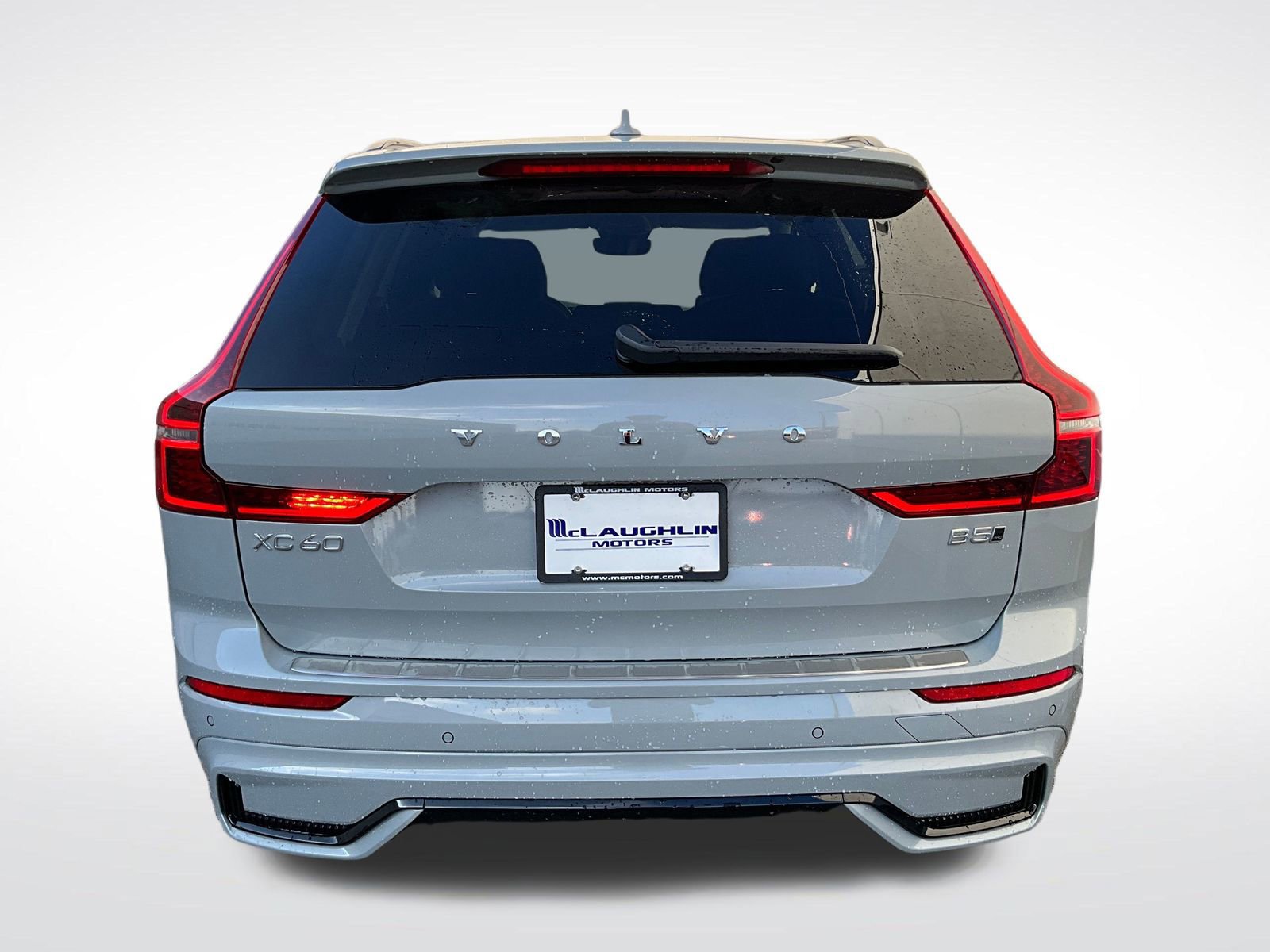 New 2026 Volvo XC60 B5 Plus w/ Protection Package Premier AWD/4WD image 4