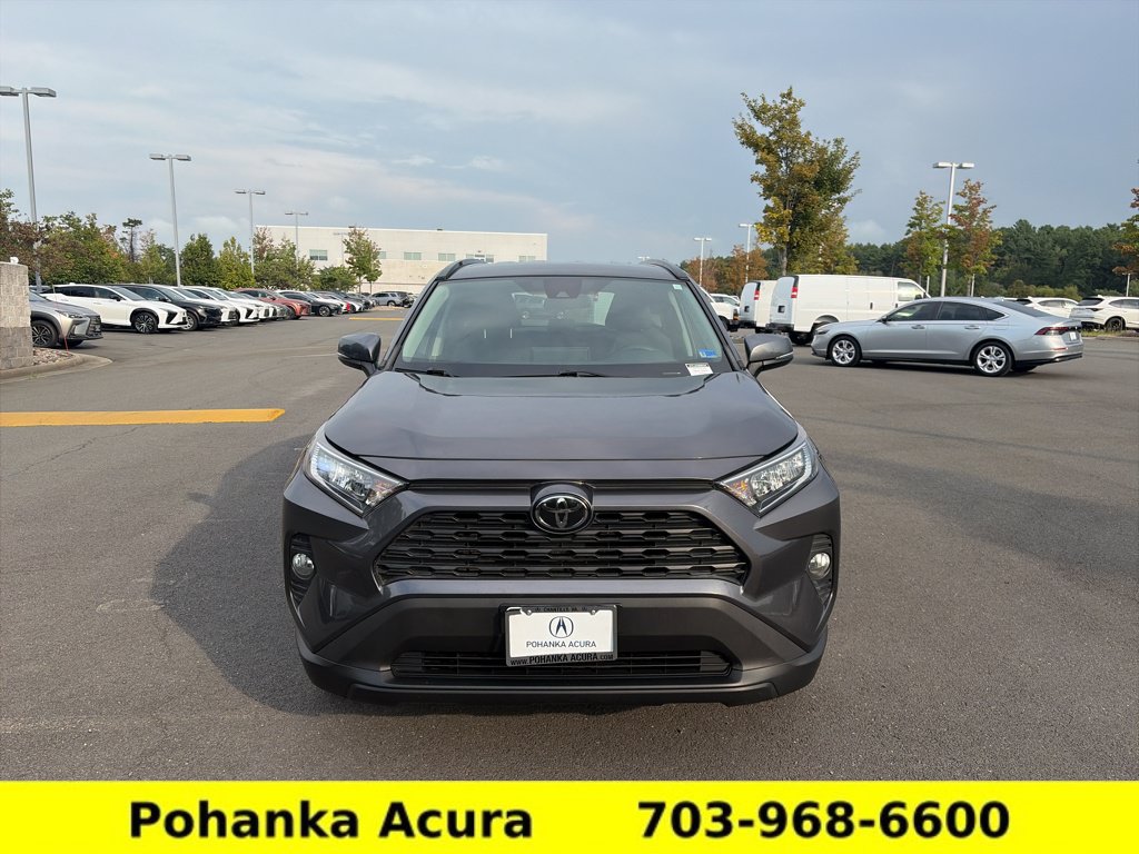 Used 2021 Toyota RAV4 XLE AWD/4WD image 2