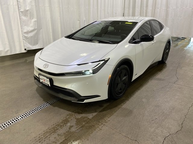Used 2023 Toyota Prius LE image 8
