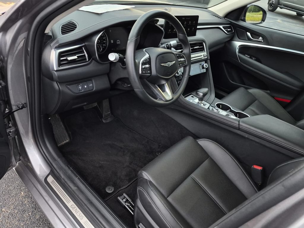 Used 2026 Genesis G70 2.5T RWD image 12