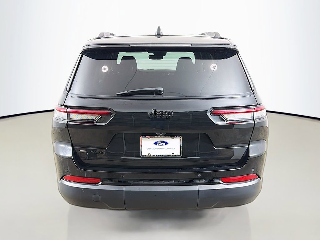 Used 2022 Jeep Grand Cherokee L Laredo image 13