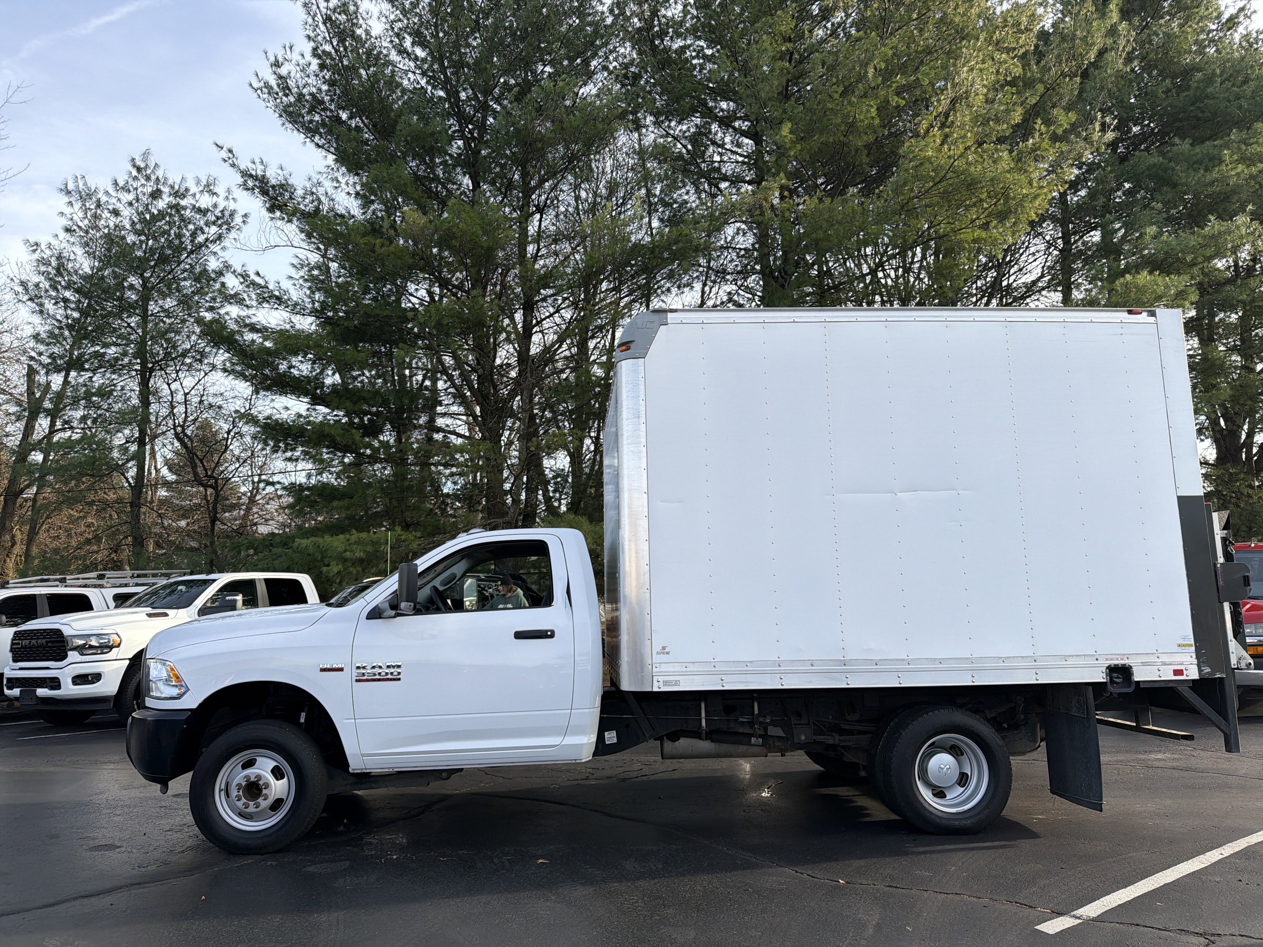 Used 2018 RAM 3500 Tradesman w/ Power & Remote Entry Group image 4