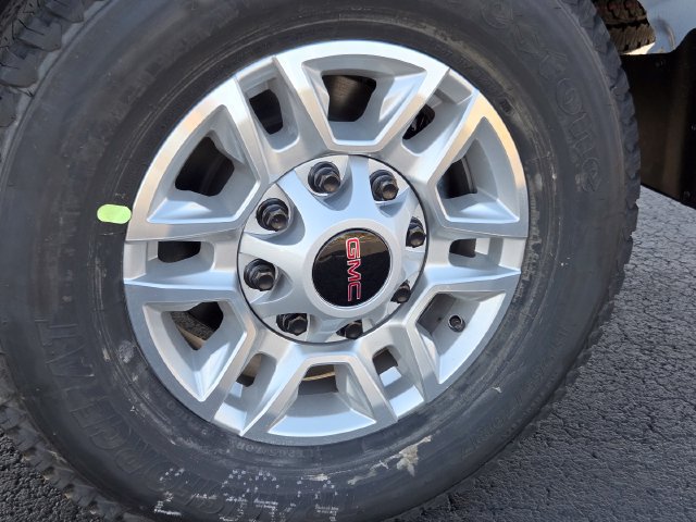New 2026 GMC Sierra 2500 Pro AWD/4WD image 16