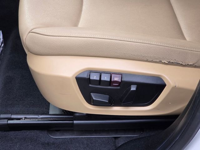 Used 2017 BMW X3 sDrive28i RWD image 16