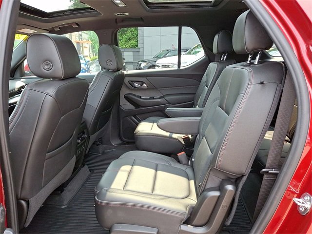 Used 2023 Chevrolet Traverse RS image 20