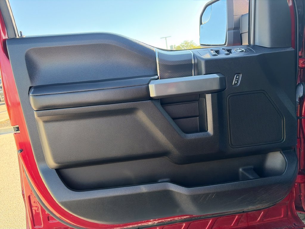 Used 2018 Ford F150 XLT w/ Equipment Group 302A Luxury AWD/4WD image 16
