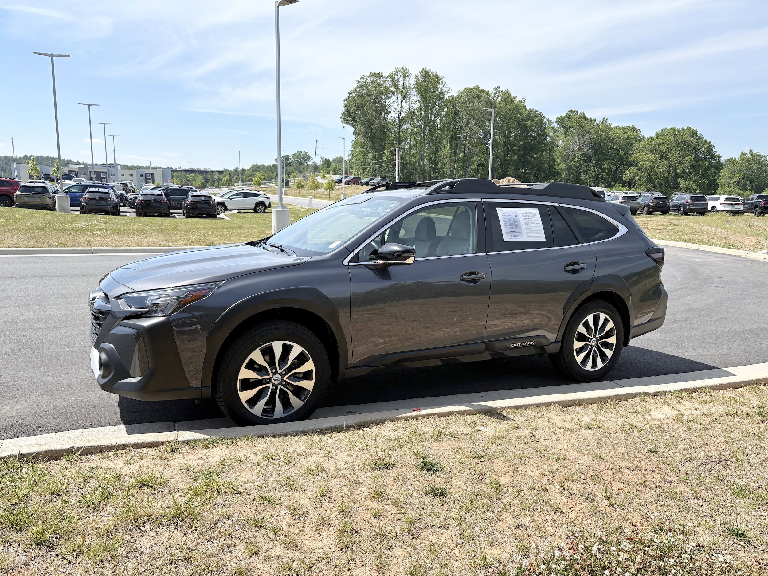 Certified 2024 Subaru Outback Limited AWD/4WD image 4