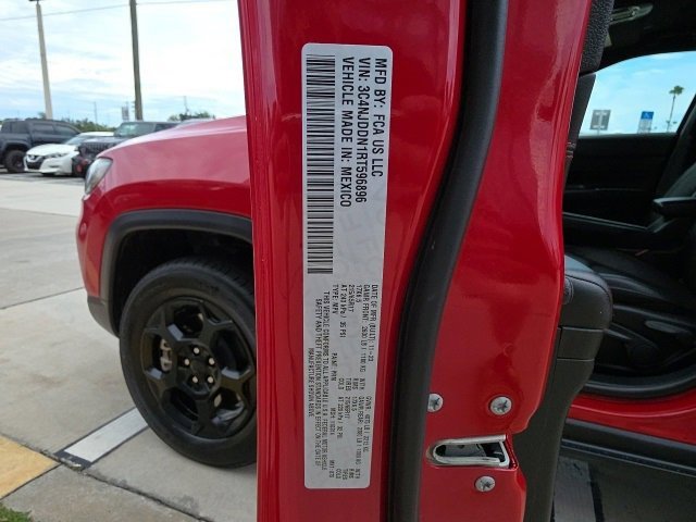 Used 2024 Jeep Compass Trailhawk image 31
