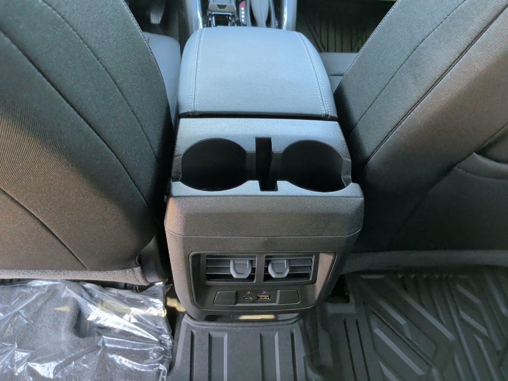 New 2026 GMC Canyon Elevation w/ Convenience Package image 37