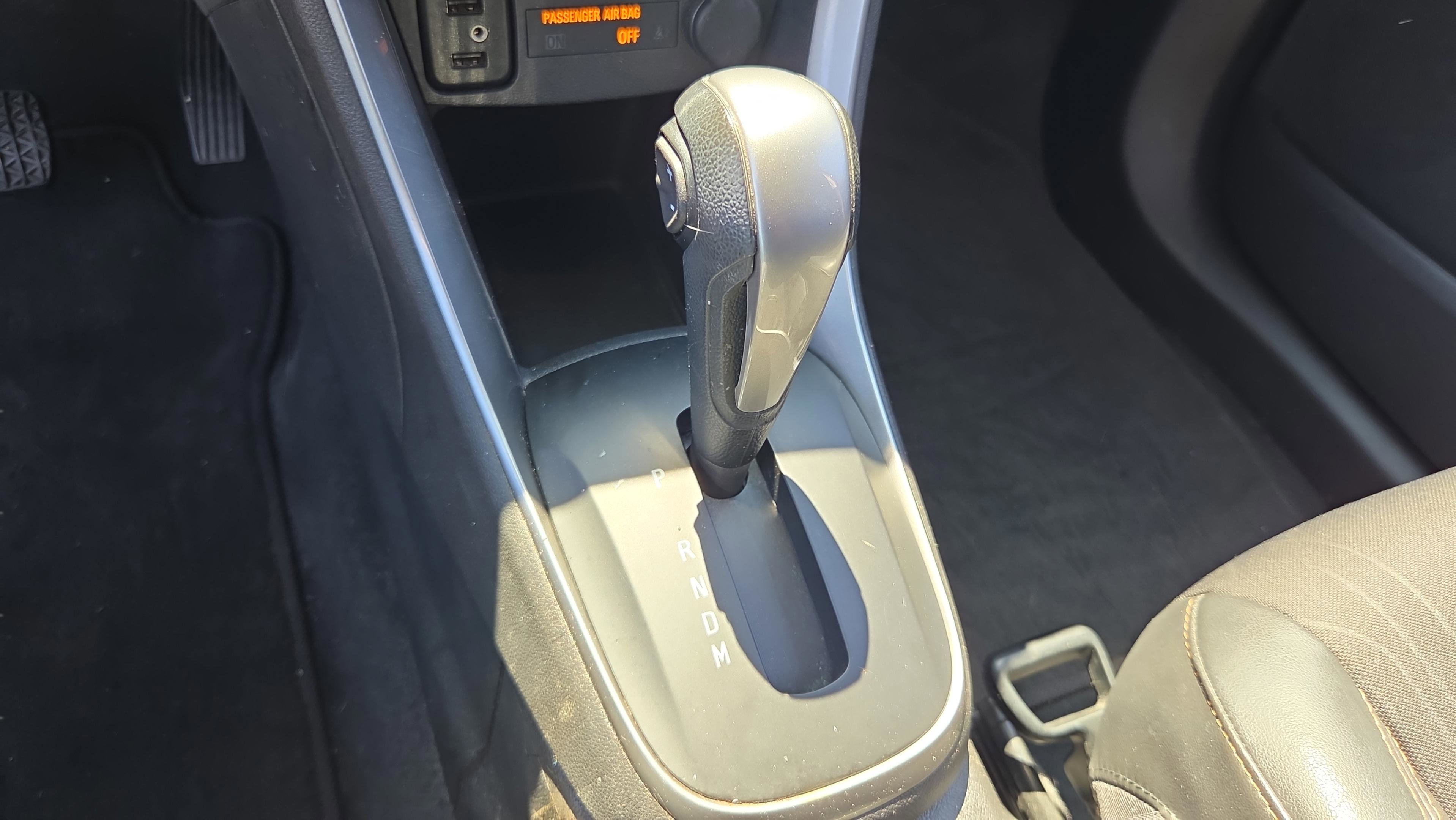 Used 2019 Chevrolet Trax LT w/ LT Convenience Package image 25