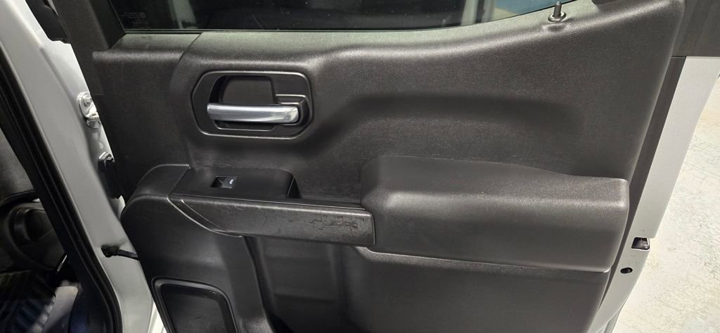 Used 2023 Chevrolet Silverado 2500 Custom w/ Custom Value Package image 19