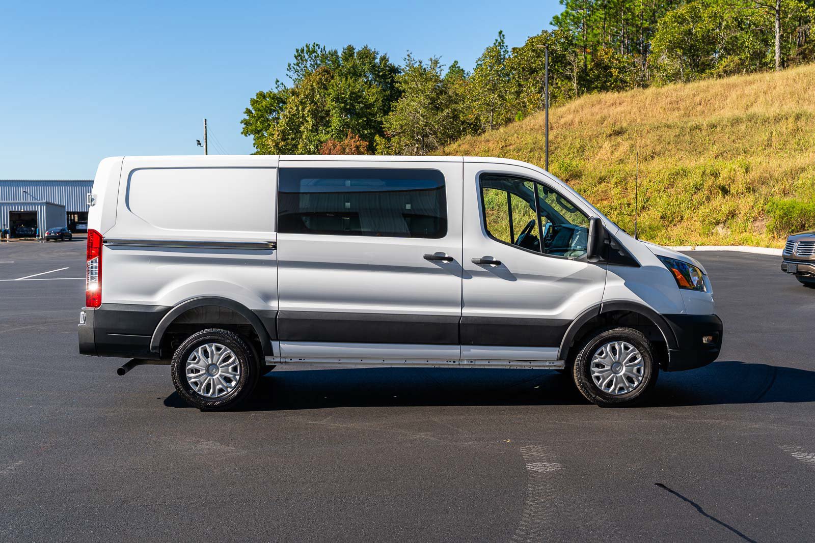 Used 2025 Ford Transit 250 Low Roof w/ Exterior Upgrade Package RWD image 9