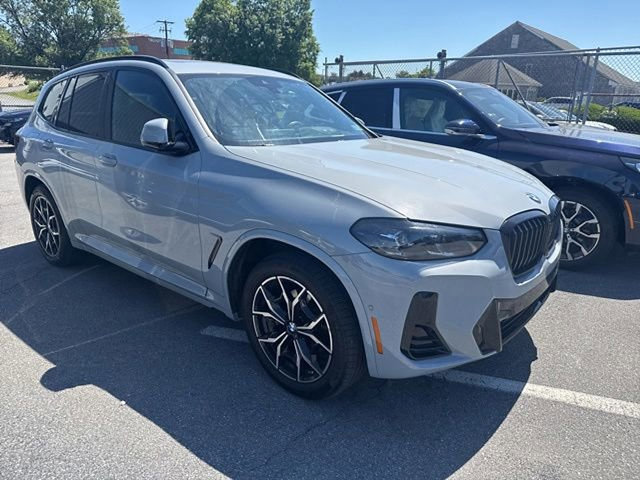 Used 2024 BMW X3 xDrive30i w/ Premium Package AWD/4WD image 5