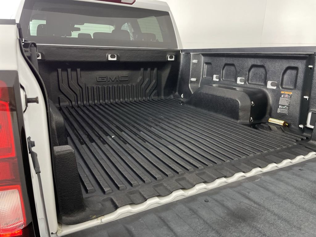 Used 2021 GMC Sierra 1500 Elevation image 25