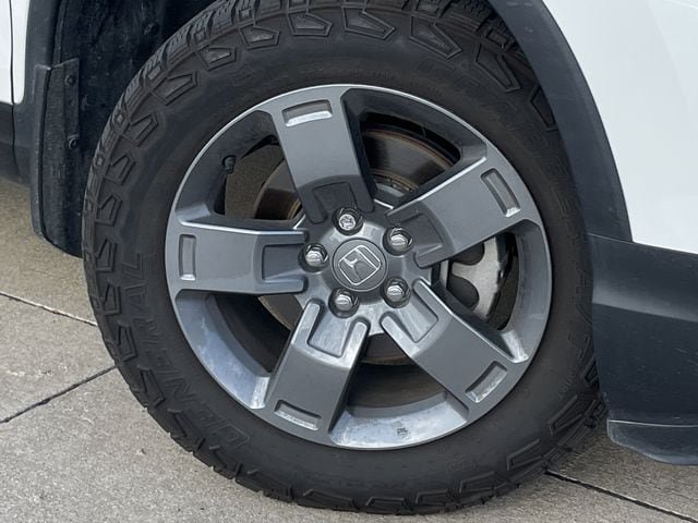 Certified 2024 Honda Ridgeline TrailSport image 9