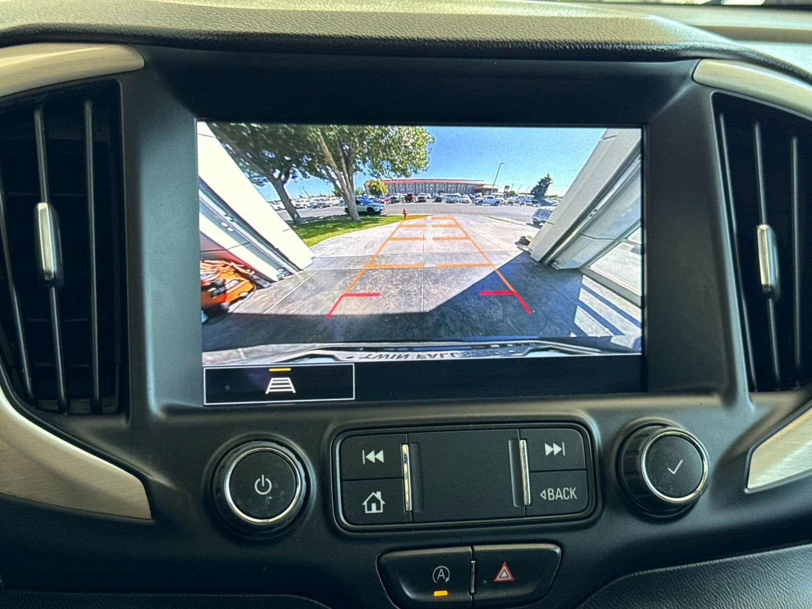 Used 2022 GMC Terrain Denali image 23