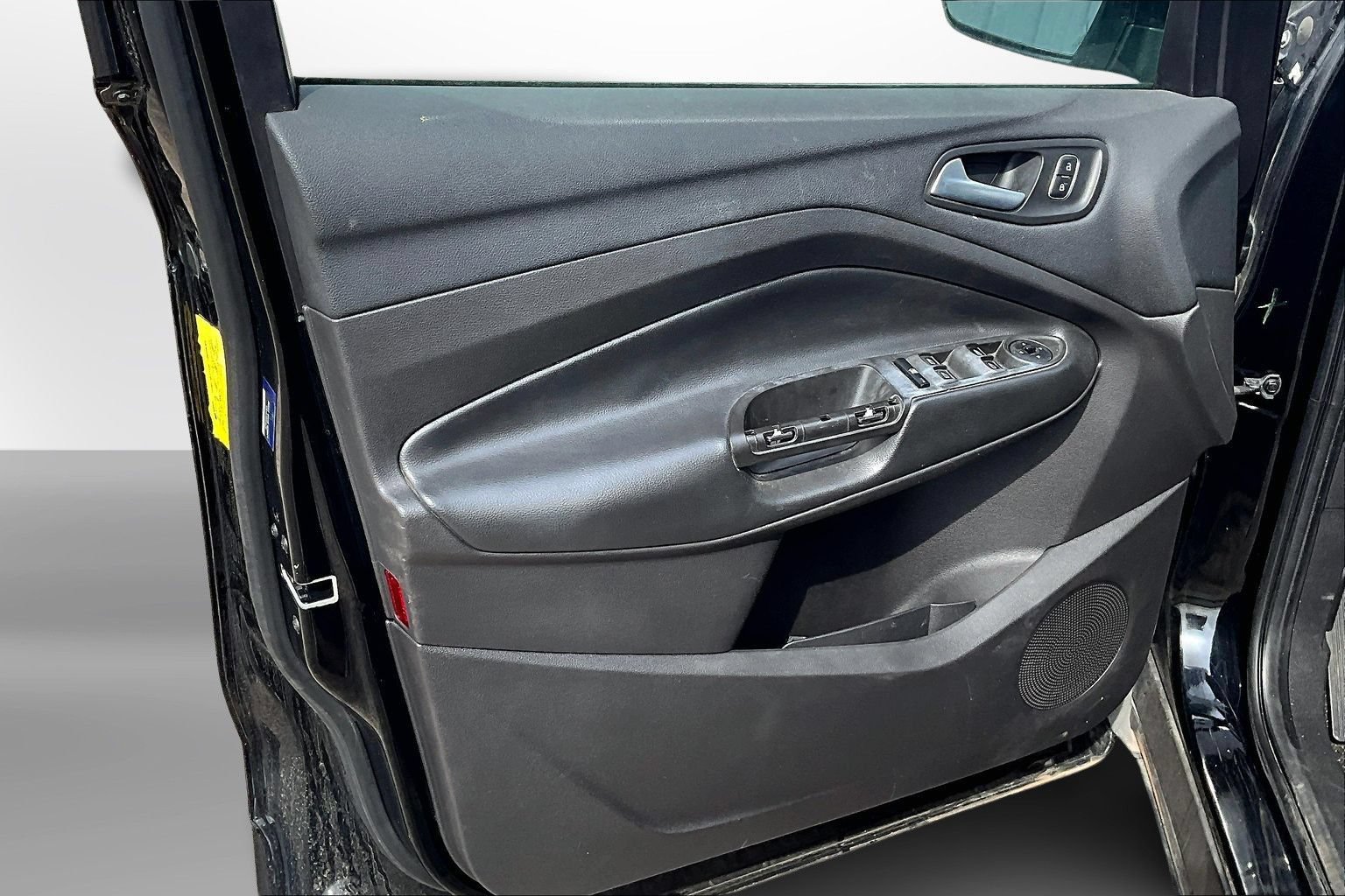 Used 2018 Ford Escape SE w/ SE Sync 3 Package FWD image 25