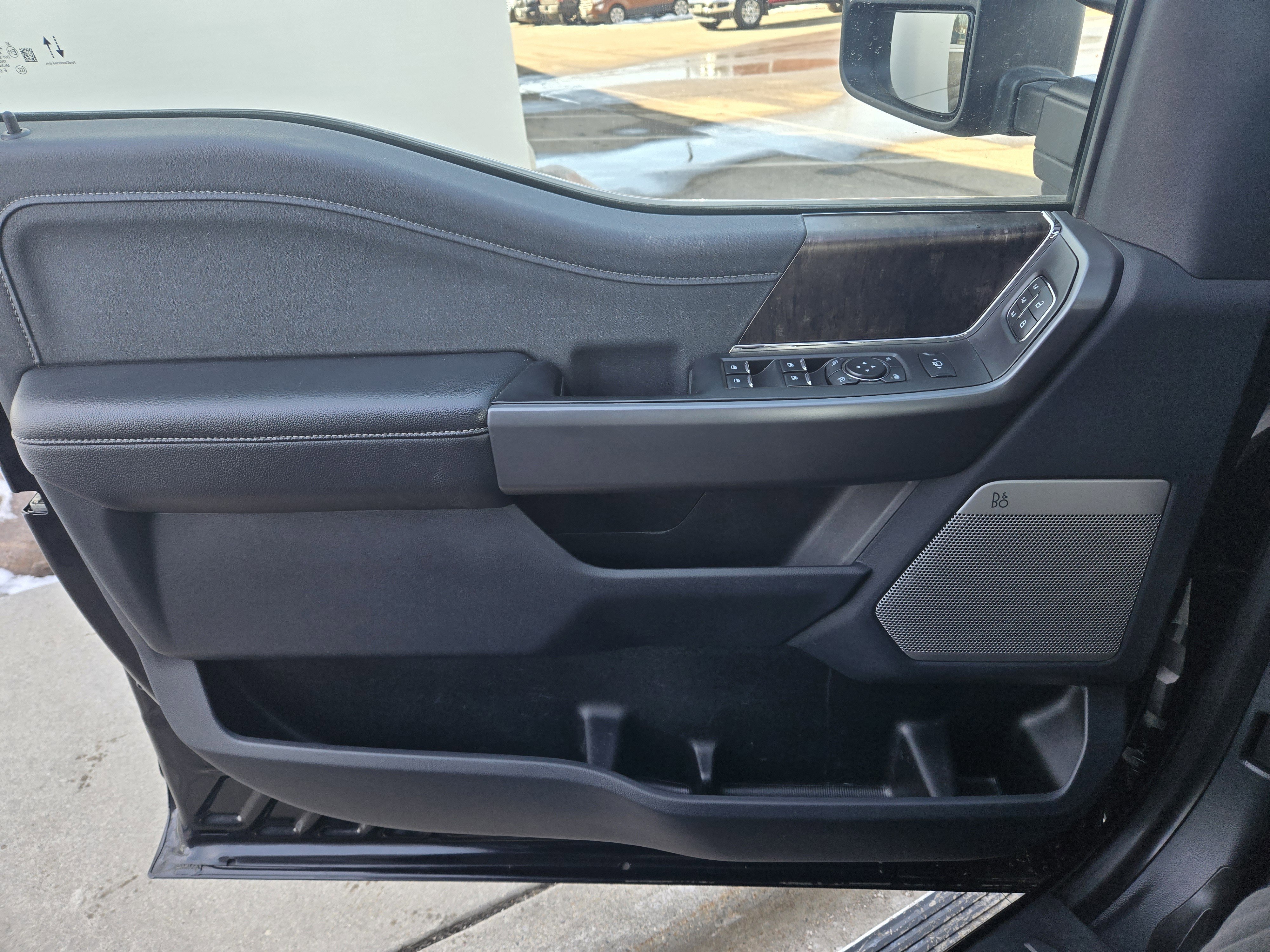 Used 2024 Ford F350 Lariat w/ Lariat Ultimate Package image 21