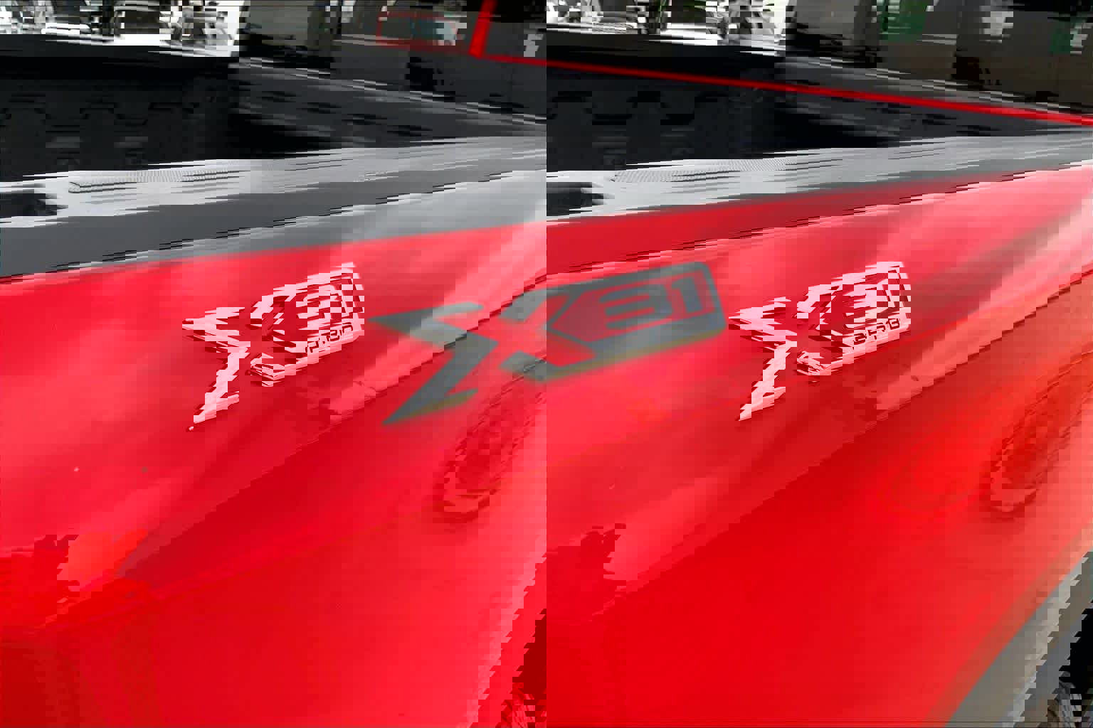 Used 2019 GMC Sierra 1500 SLT image 10