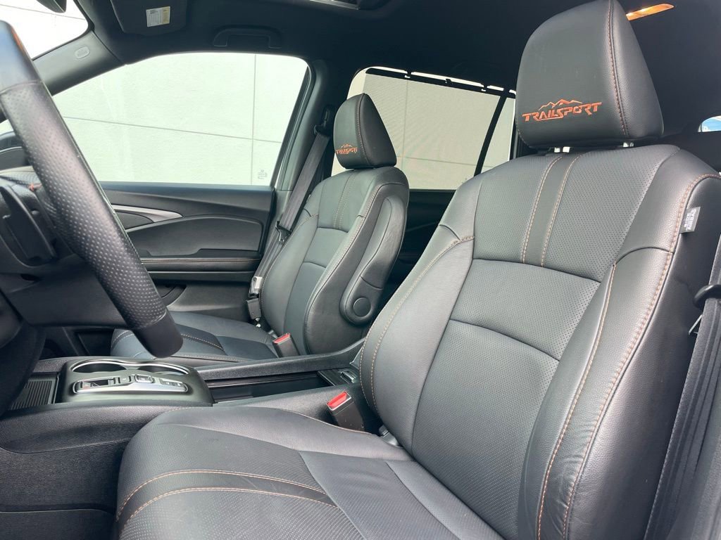 Certified 2023 Honda Passport TrailSport image 24