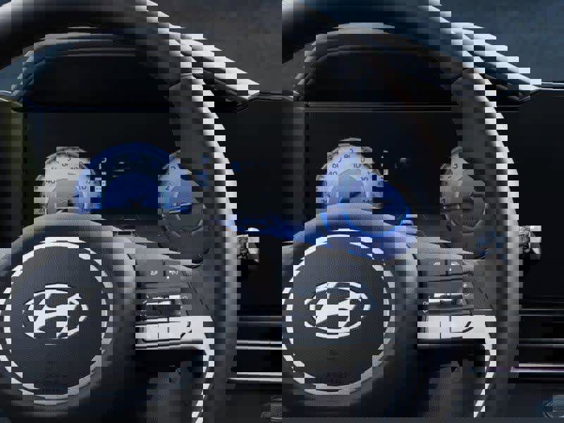 New 2025 Hyundai Elantra Limited image 11