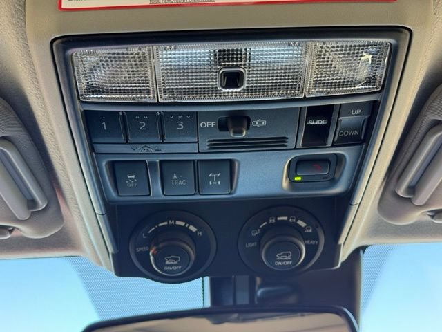 Used 2022 Toyota 4Runner TRD Off-Road Premium w/ Moonroof Package AWD/4WD image 27