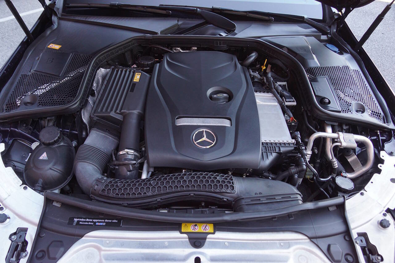 Used 2016 Mercedes-Benz C 300 Sedan image 38