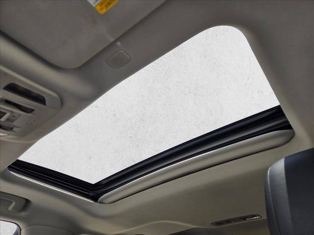 Used 2022 Toyota Highlander XLE FWD image 12