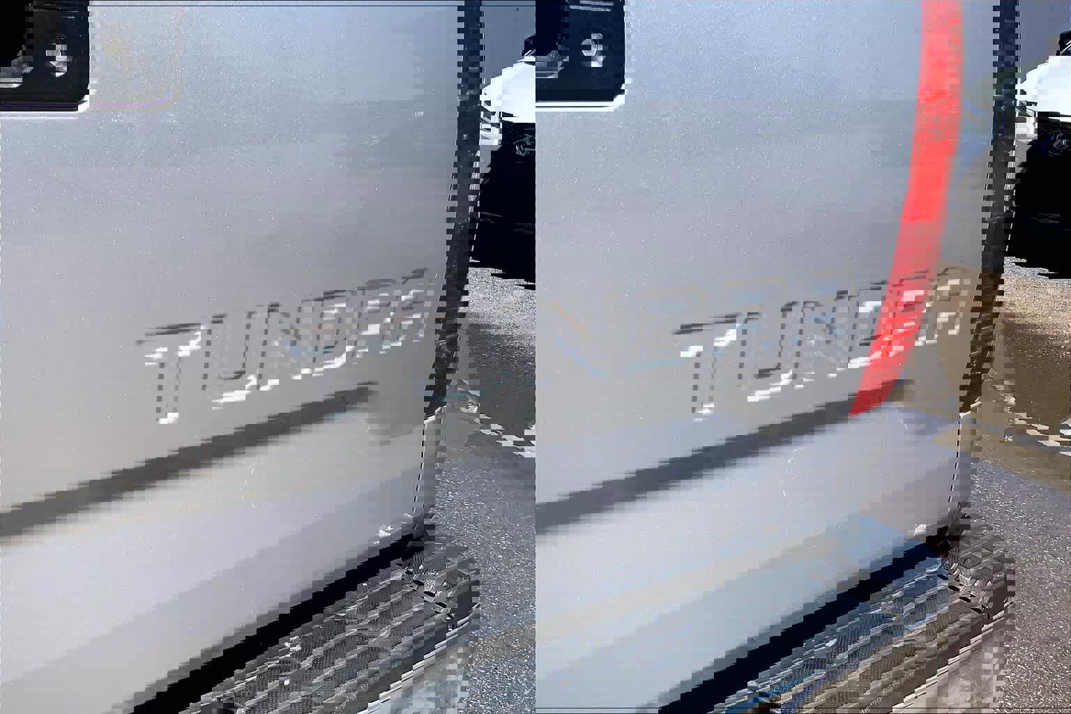 Used 2015 Toyota Tundra SR5 w/ SR5 Upgrade Package image 29